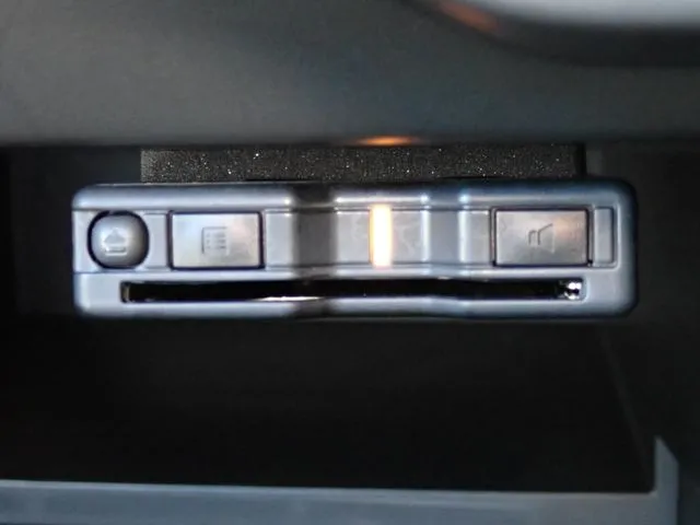 ノート(ニッサン)の車両写真