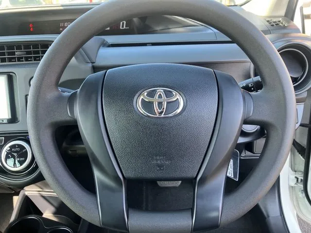 アクア(トヨタ)の車両写真