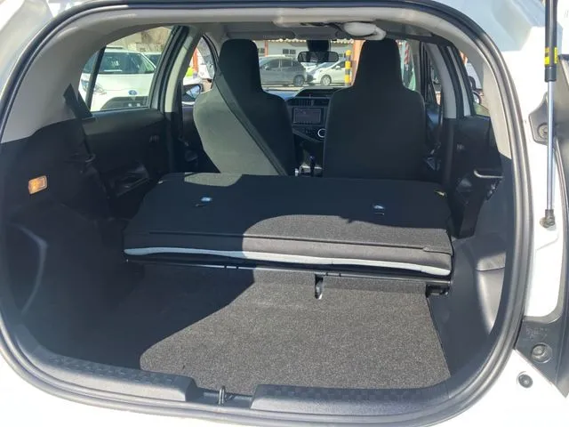 アクア(トヨタ)の車両写真