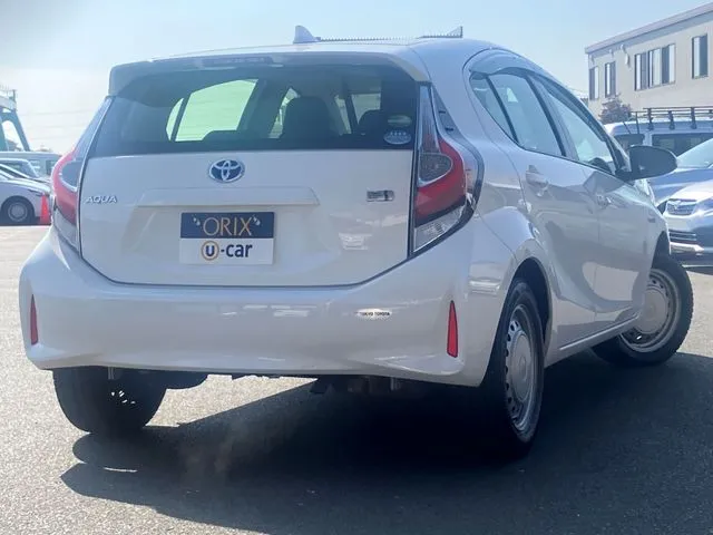 アクア(トヨタ)の車両写真