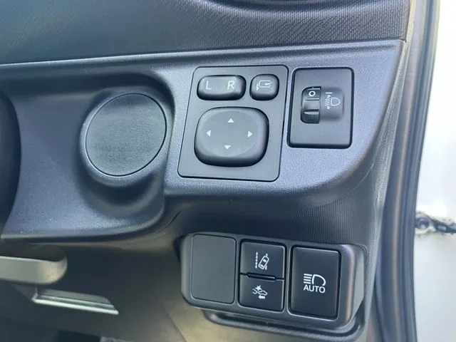 アクア(トヨタ)の車両写真