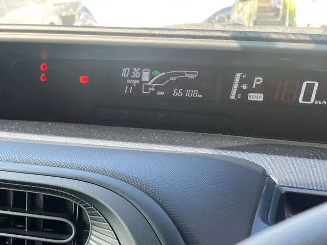 アクア(トヨタ)の車両写真