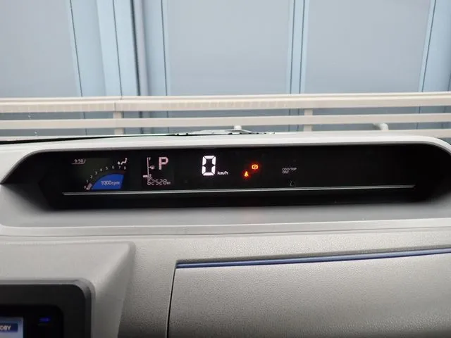 タント（ダイハツ）の車両写真