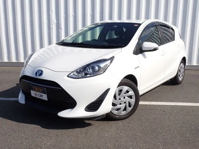 アクア(トヨタ)の車両写真