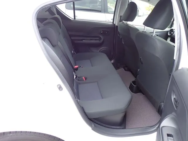 アクア(トヨタ)の車両写真