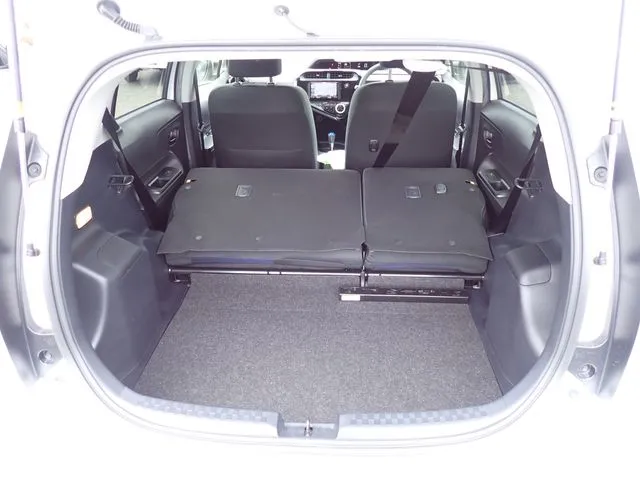 アクア(トヨタ)の車両写真