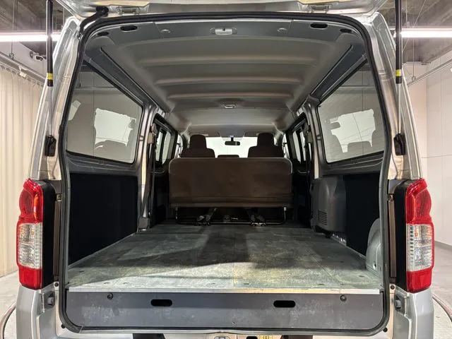 ニッサン　ＮＶ３５０キャラバン