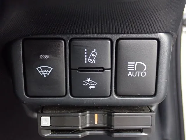 アクア（トヨタ）の車両写真