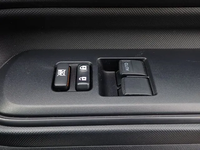 アクア（トヨタ）の車両写真