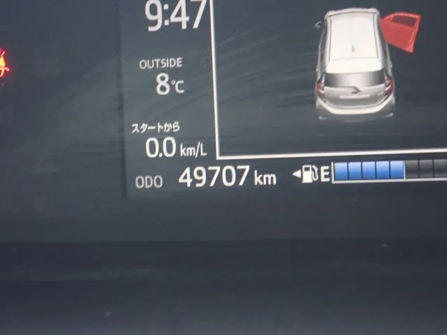 アクア（トヨタ）の車両写真