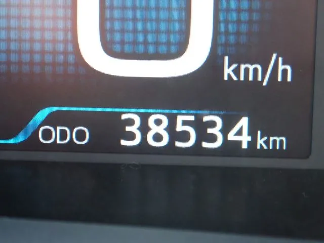 プリウス(トヨタ)の車両写真