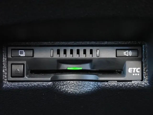 プリウス(トヨタ)の車両写真