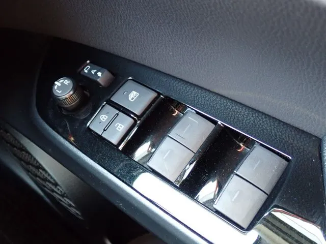 プリウス(トヨタ)の車両写真