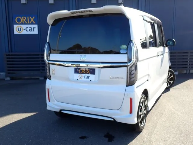 Ｎ　ＢＯＸ　カスタム（ホンダ）の車両写真