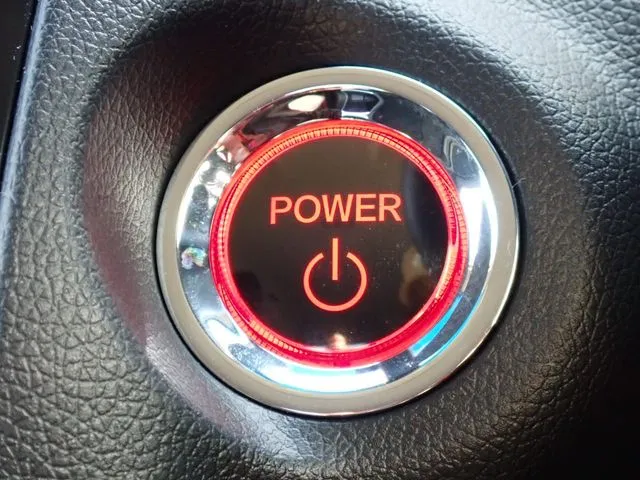 シャトル　ハイブリッド（ホンダ）の車両写真