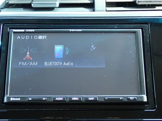 シャトル　ハイブリッド（ホンダ）の車両写真