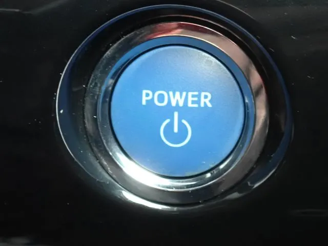 プリウス(トヨタ)の車両写真