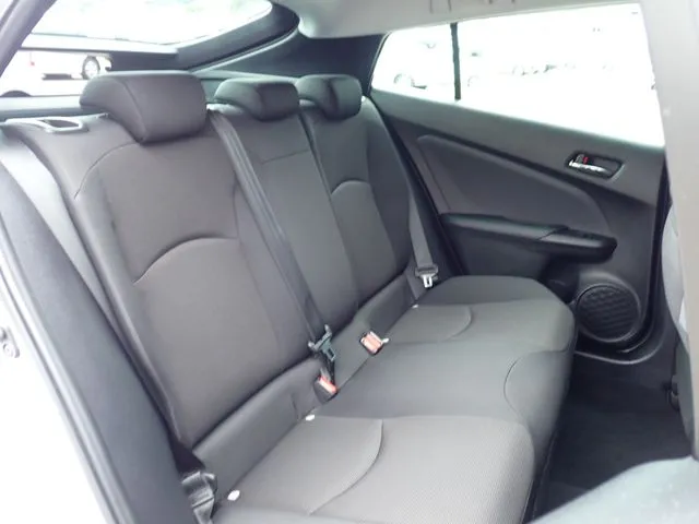 プリウス(トヨタ)の車両写真