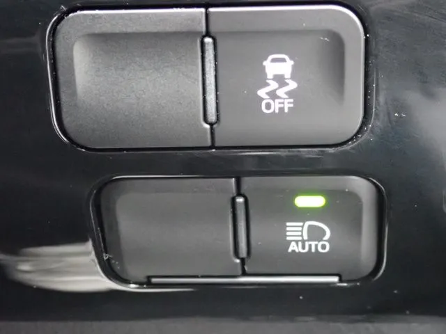 プリウス(トヨタ)の車両写真