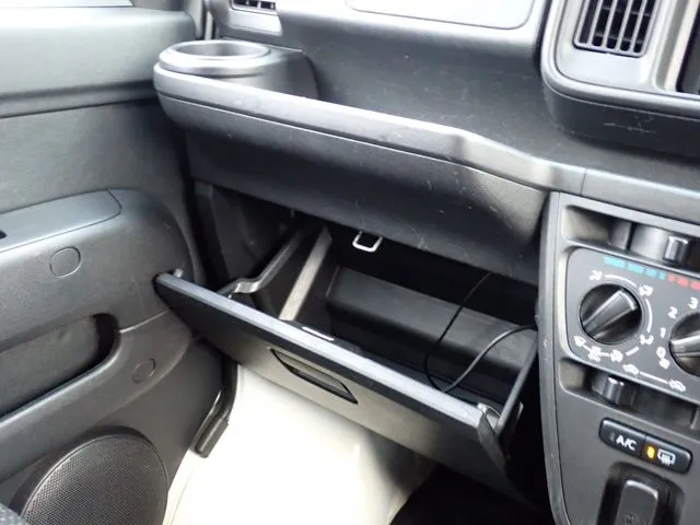 ハイゼットカーゴ　４ＷＤ（ダイハツ）の車両写真