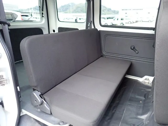 ハイゼットカーゴ　４ＷＤ（ダイハツ）の車両写真