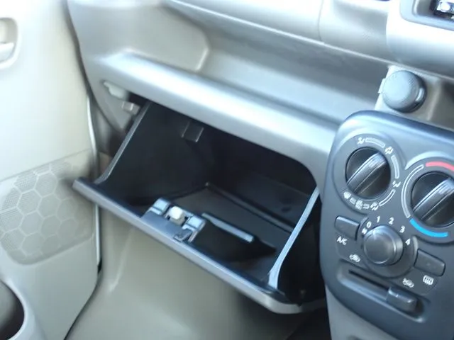 エブリイバン（スズキ）の車両写真