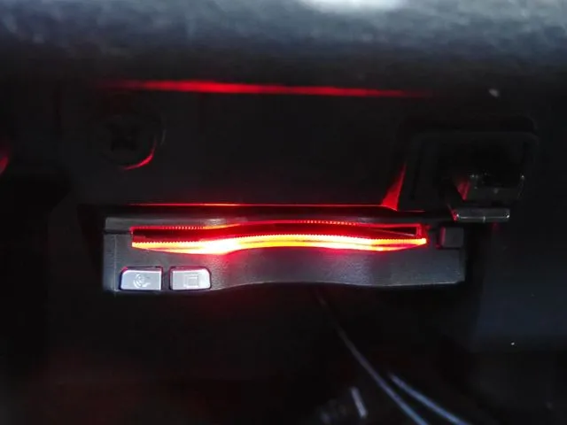 プロボックスバン　ハイブリッド（トヨタ）の車両写真