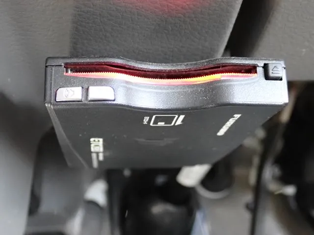 エブリイバン（スズキ）の車両写真