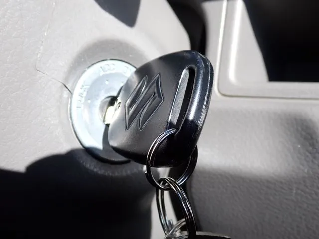 エブリイバン（スズキ）の車両写真