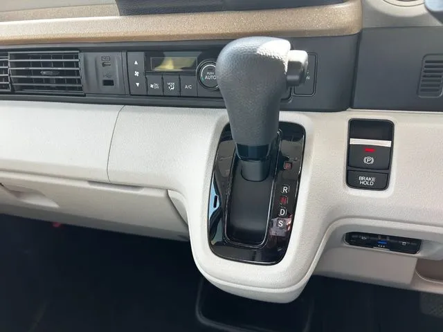 ホンダ　Ｎ　ＢＯＸ