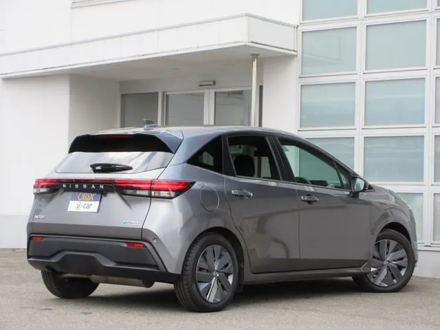 ノート　４ＷＤ（ニッサン）の車両写真