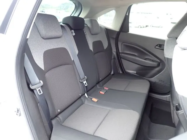 ノート（ニッサン）の車両写真