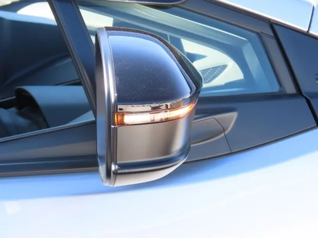 プリウス(トヨタ)の車両写真