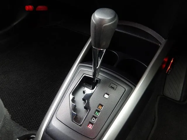 トヨタ カローラフィールダー ハイブリッド