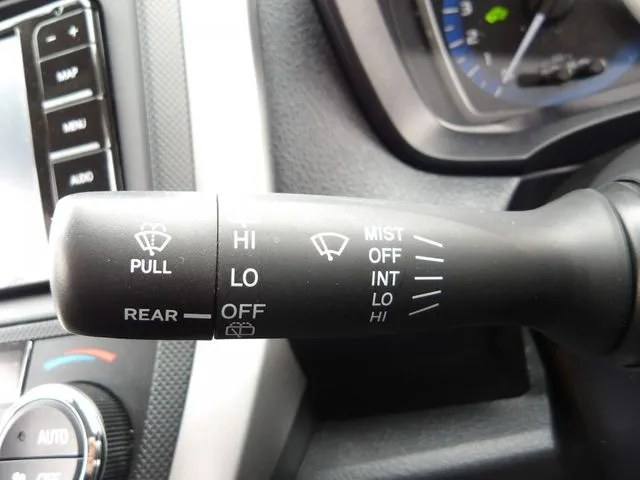 トヨタ カローラフィールダー ハイブリッド