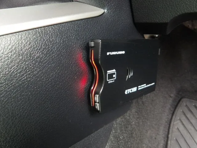 トヨタ カローラフィールダー ハイブリッド