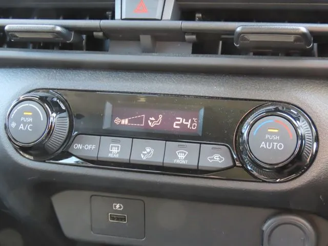 ニッサン ノート