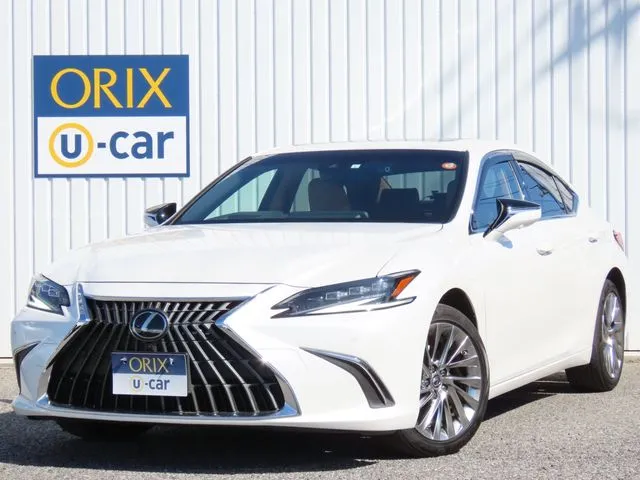 トヨタ　レクサス　ＥＳ３００ｈ