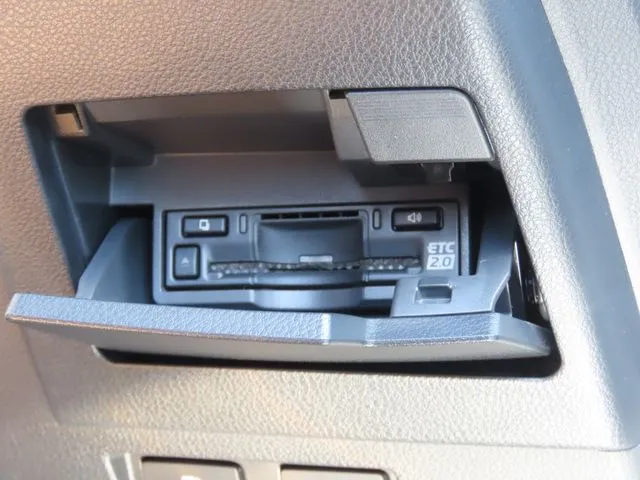 トヨタ　レクサス　ＥＳ３００ｈ