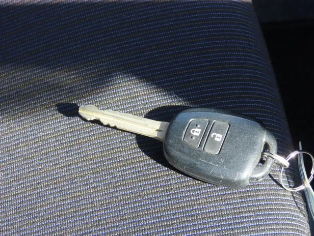 プロボックスバン ハイブリッド(トヨタ)の車両写真