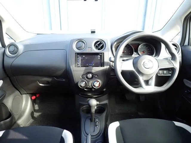 ニッサン ノート