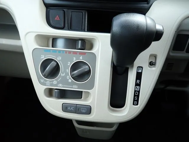 ダイハツ　ムーヴ