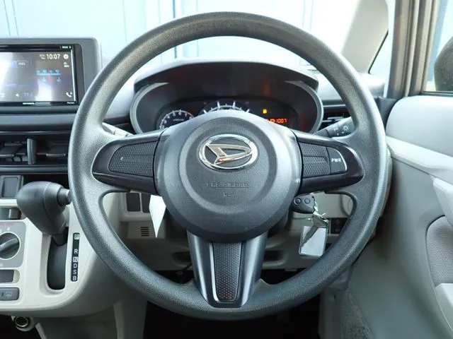 ダイハツ　ムーヴ