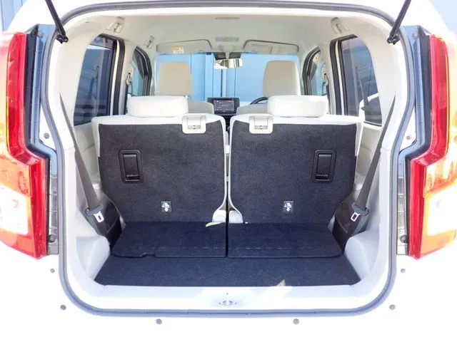 ダイハツ　ムーヴ