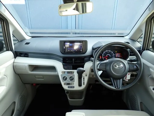 ダイハツ　ムーヴ