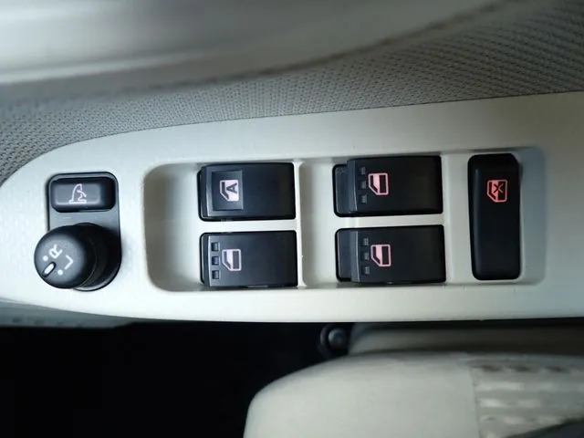 ダイハツ　ムーヴ