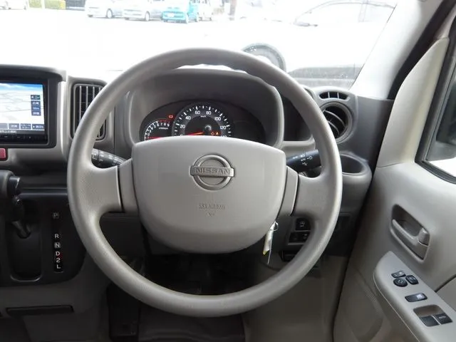 ニッサン　ＮＶ１００クリッパー