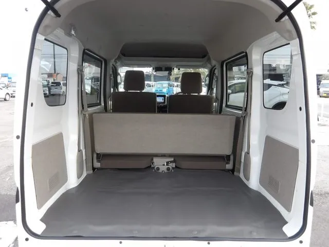 ニッサン　ＮＶ１００クリッパー