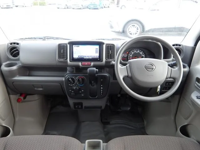 ニッサン　ＮＶ１００クリッパー