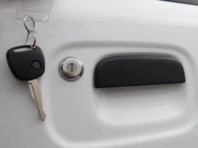 ニッサン　ＮＶ１００クリッパー